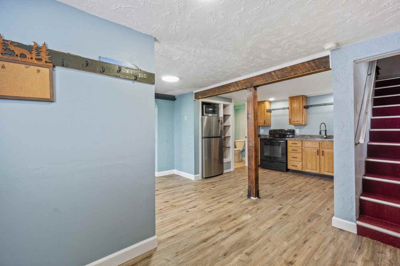 113 S Cambrian Ave - Photo 6 of 19