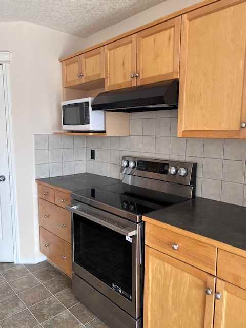 217 Copperfield Manor Se - Photo 3 of 46