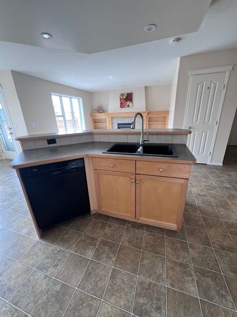 217 Copperfield Manor Se - Photo 5 of 46