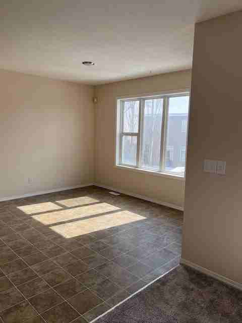 217 Copperfield Manor Se - Photo 7 of 46