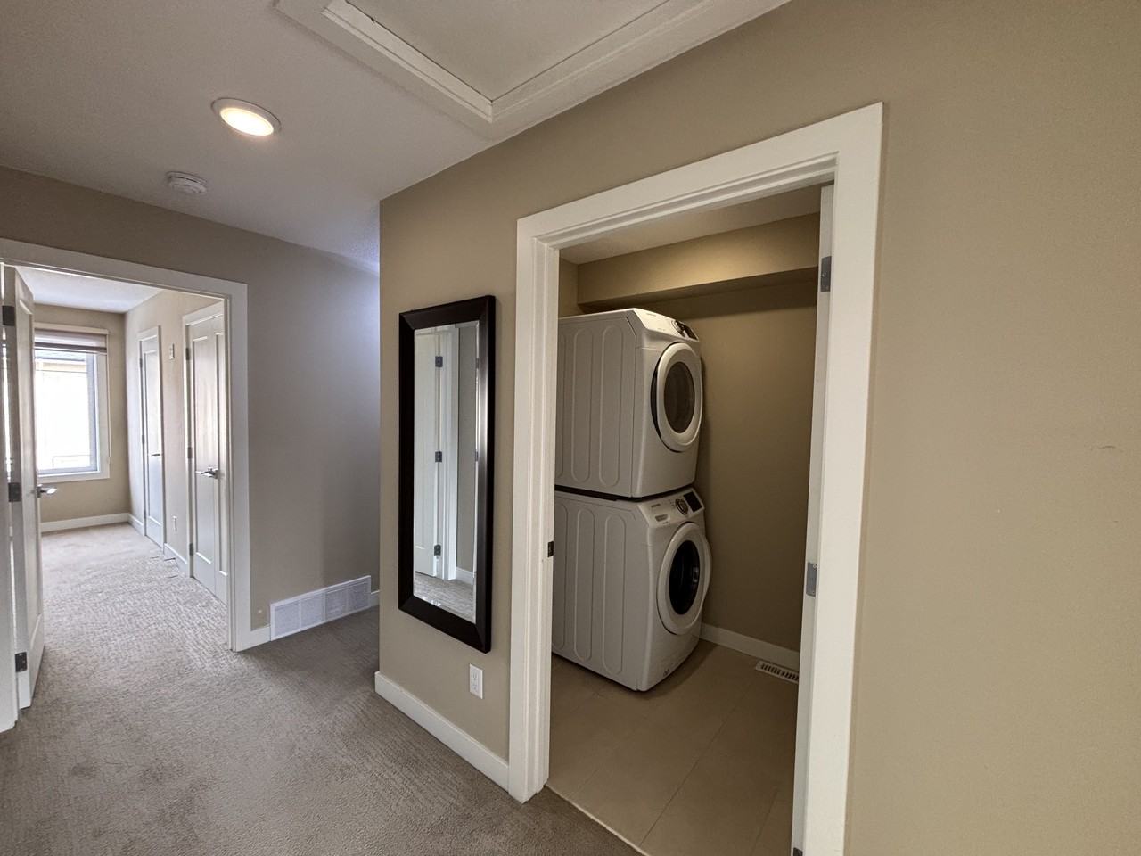 1023 173 St Sw - Photo 4 of 10