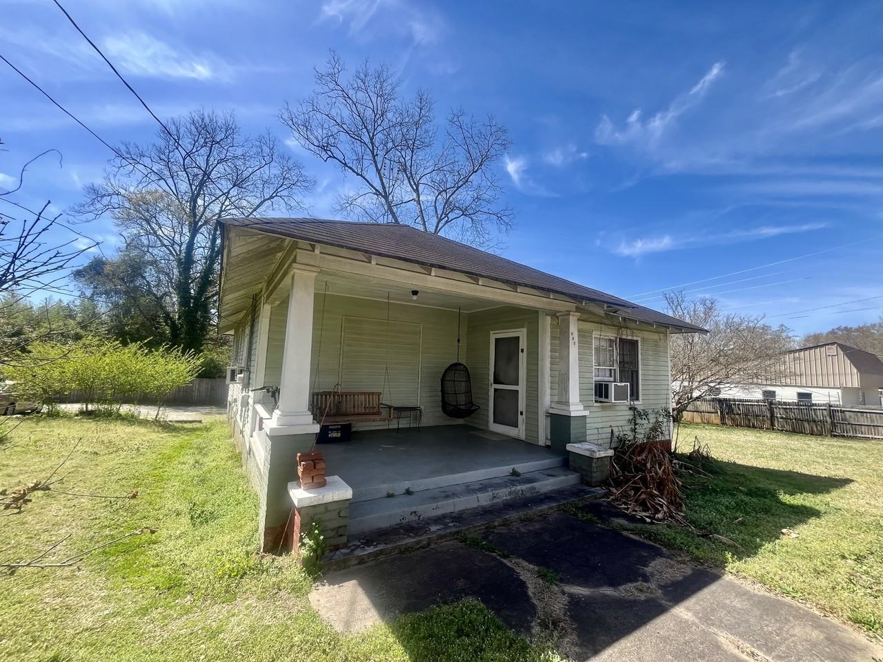 310 W College St #A - Photo 2 of 3