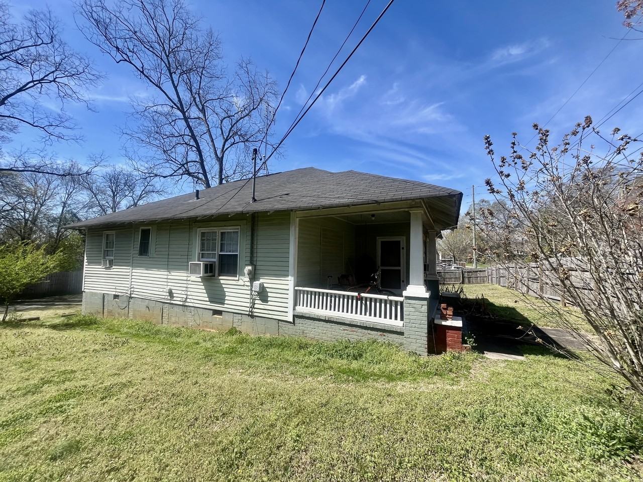 310 W College St #A - Photo 3 of 3