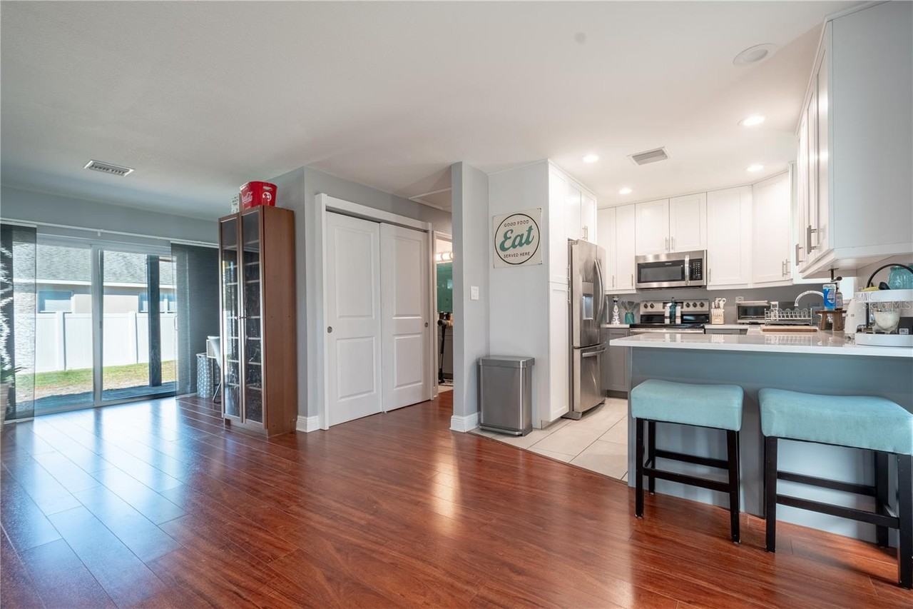 5704 43rd St N #1 - Photo 3 of 19