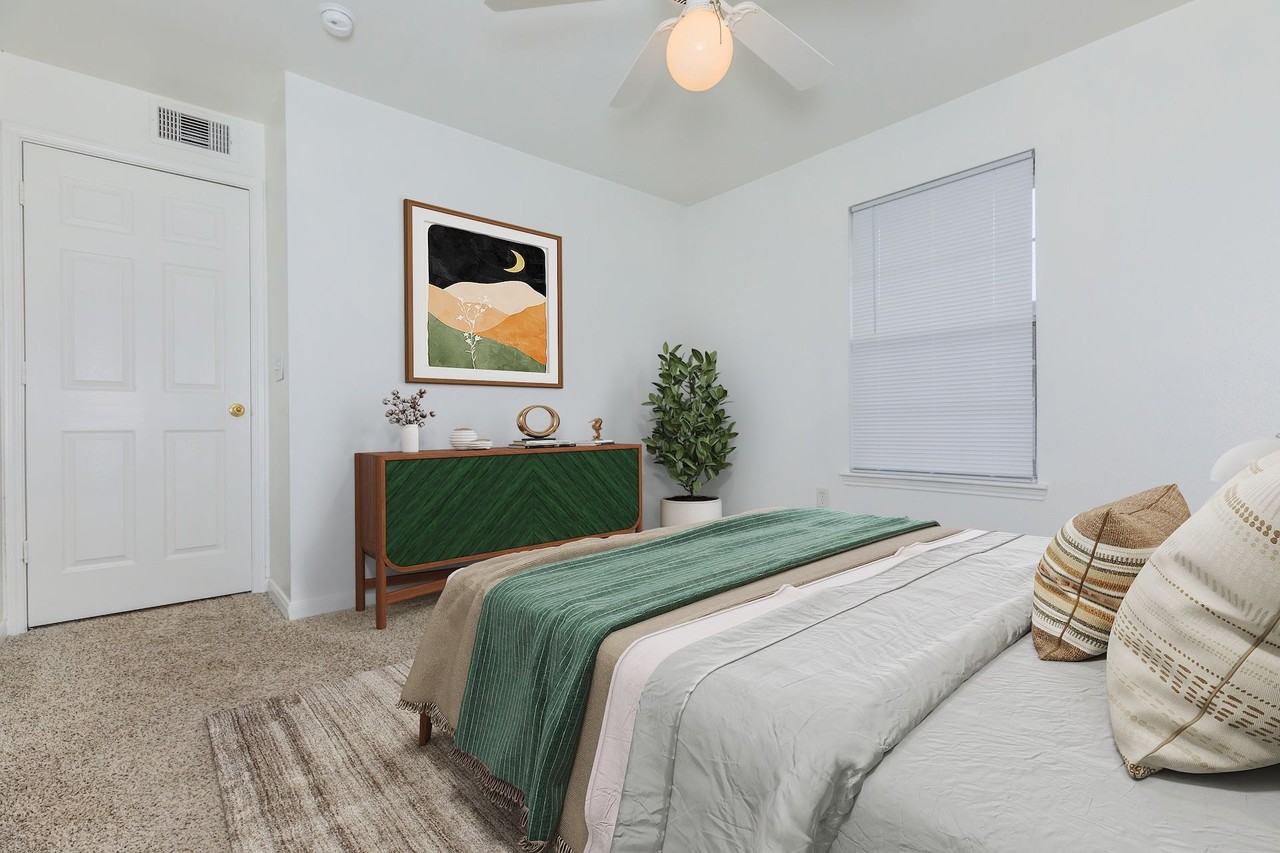 Sovereign Townhomes - Photo 5 of 50