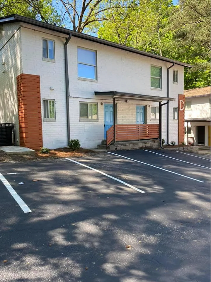 Dwell at the Alcove - Photo 2 of 26