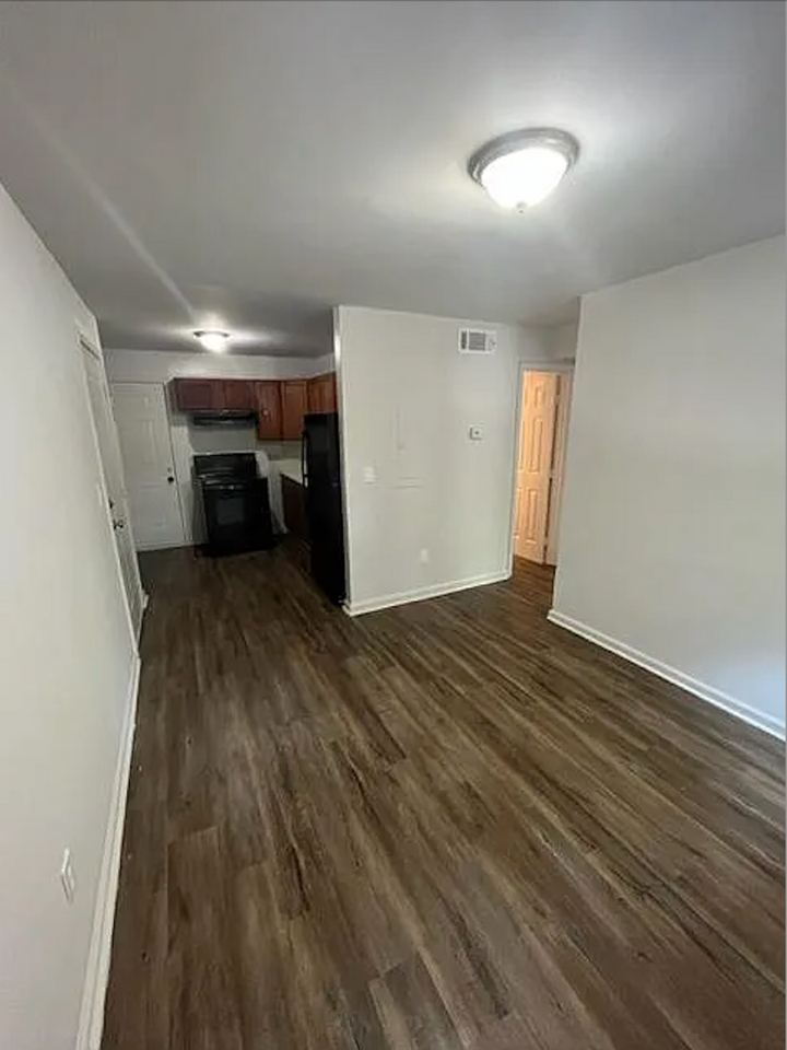 Dwell at the Alcove - Photo 5 of 26