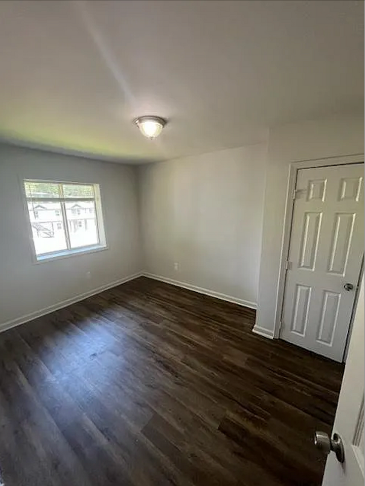 Dwell at the Alcove - Photo 7 of 26