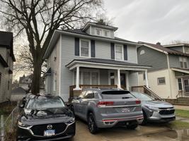 featured image of 87 E 15th St #1