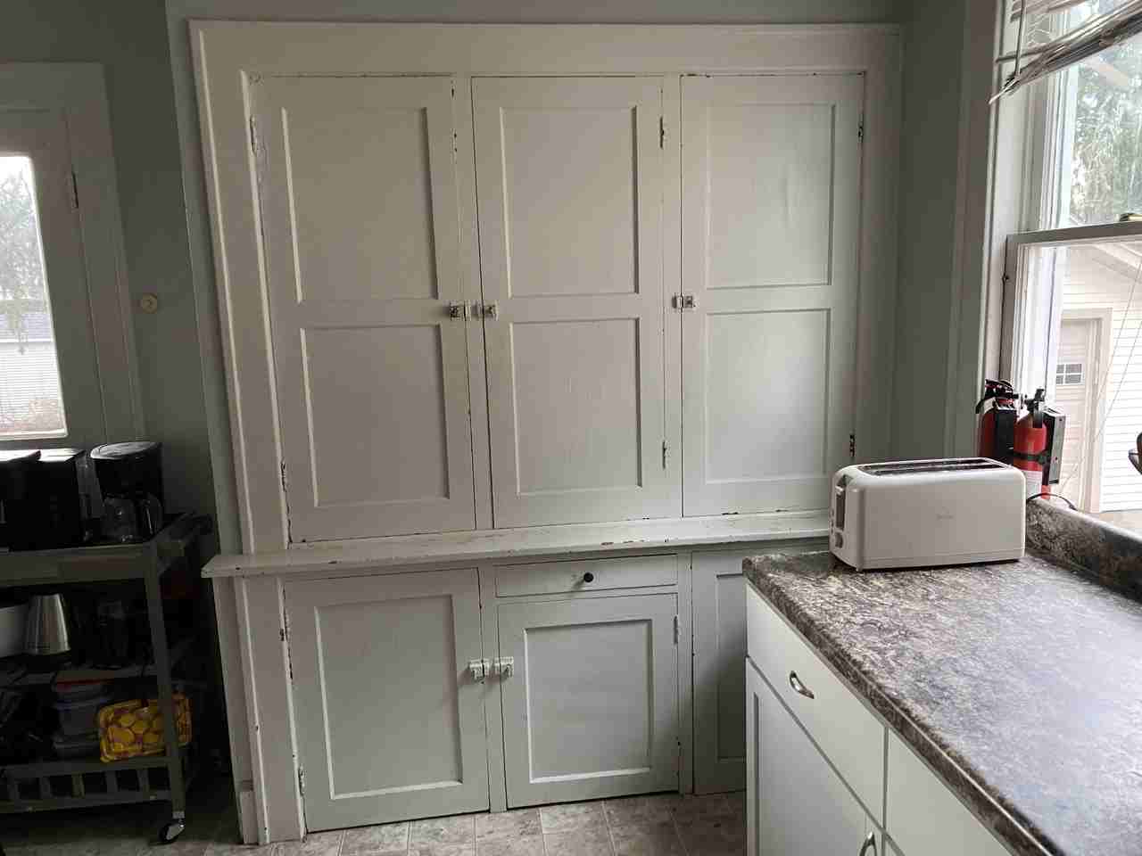 87 E 15th St #1 - Photo 5 of 17