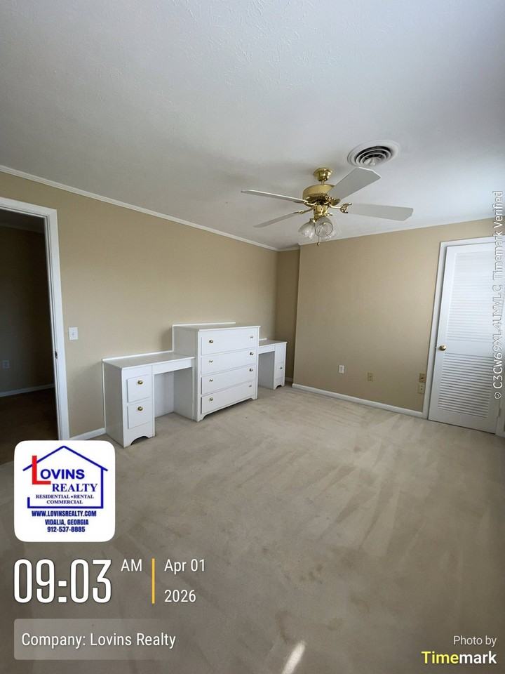 504 Ferncliff Dr #1 - Photo 6 of 10