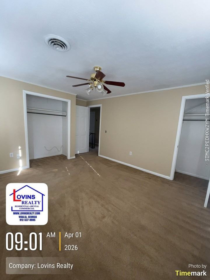 504 Ferncliff Dr #1 - Photo 7 of 10