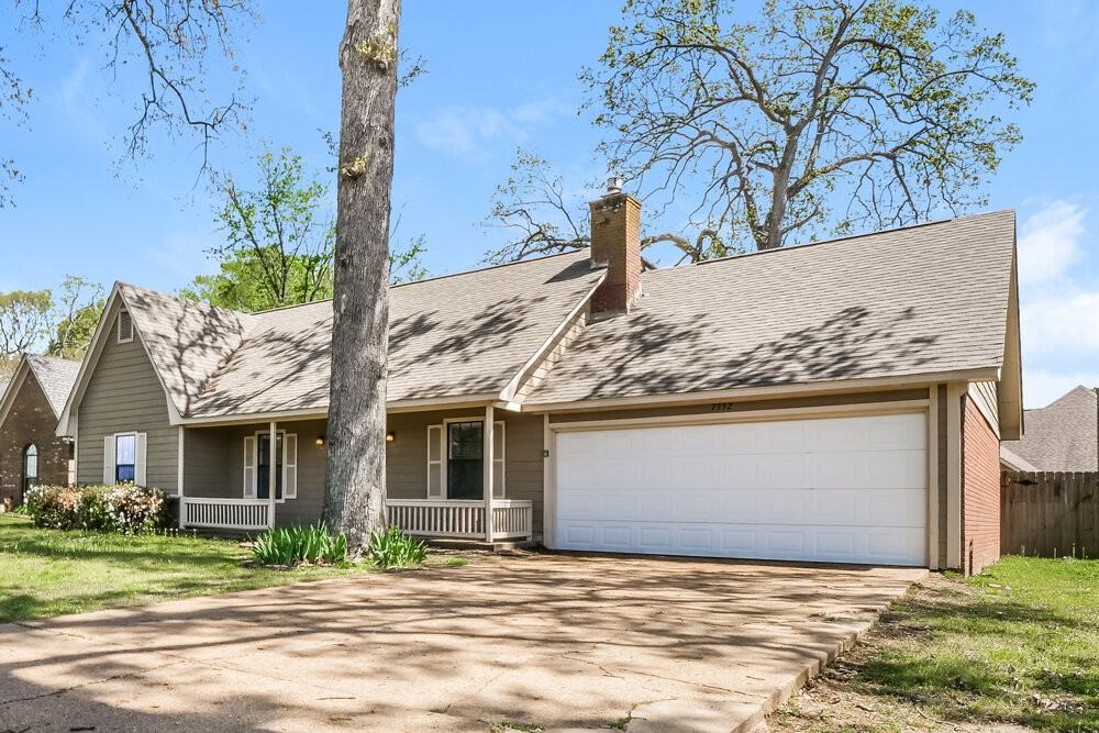 7352 Alexander Rd - Photo 3 of 16