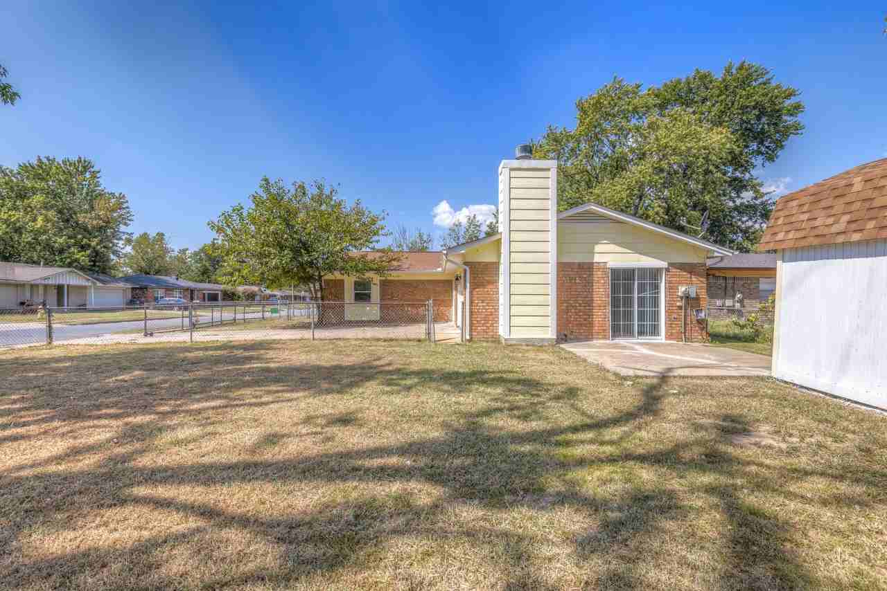 2439 S 123rd East Ave #1 - Photo 5 of 19