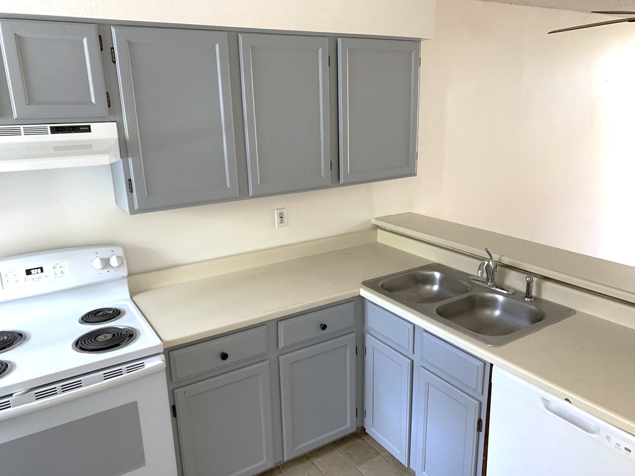 11147 W 17th Ave #4-105 - Photo 3 of 17