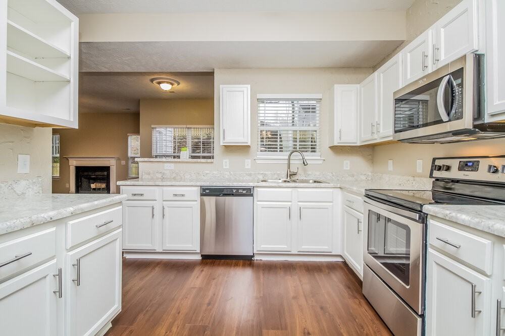 7882 Rainey Dr - Photo 6 of 17