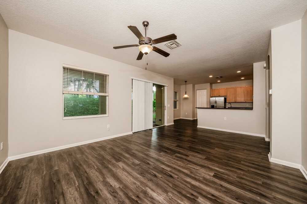 7617 Jewelwood Dr - Photo 4 of 17