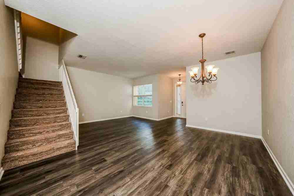 7617 Jewelwood Dr - Photo 5 of 17