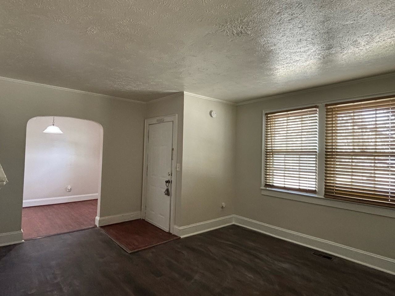 Windsor Dr #1 - Photo 6 of 21