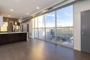 2111 N 7th St #4 - Photo 1 of 1