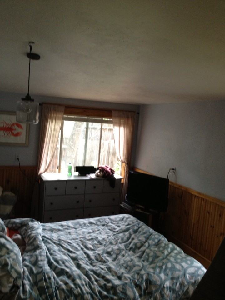 1035 Mapleton Ave #1 - Photo 7 of 10