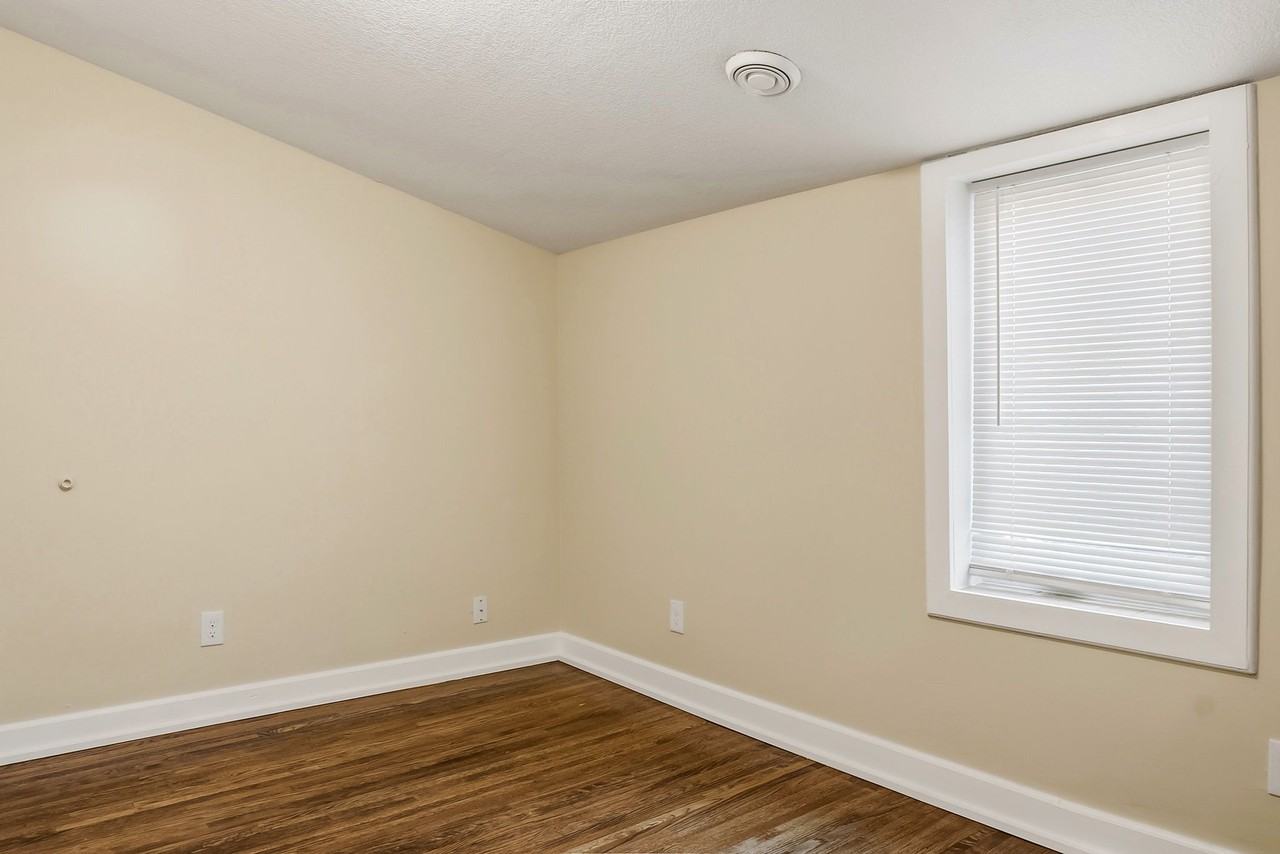 970 Euclid St #2 - Photo 7 of 20