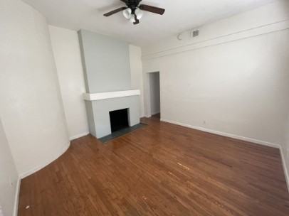 829 5th St N #2 - Photo 5 of 12