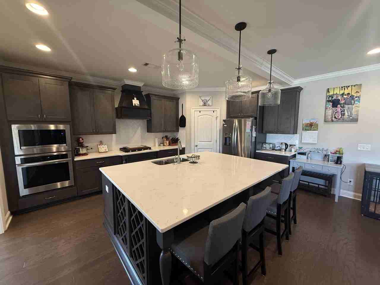 1385 Witherspoon Dr #1 - Photo 3 of 34