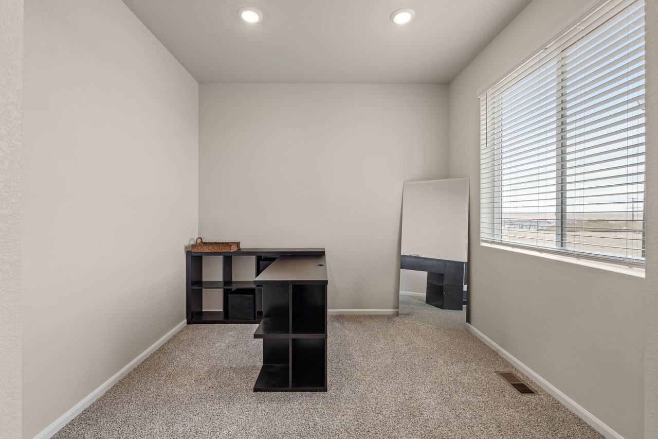 11437 Splake St #1 - Photo 3 of 10