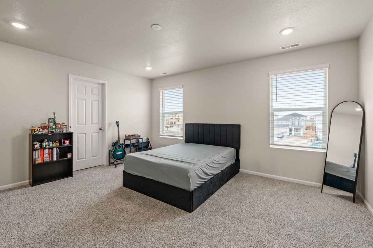 11437 Splake St #1 - Photo 7 of 10