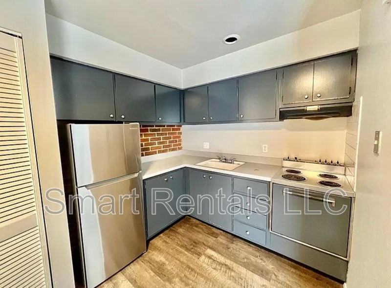 9955 Chateau Roi Ct #A - Photo 7 of 7