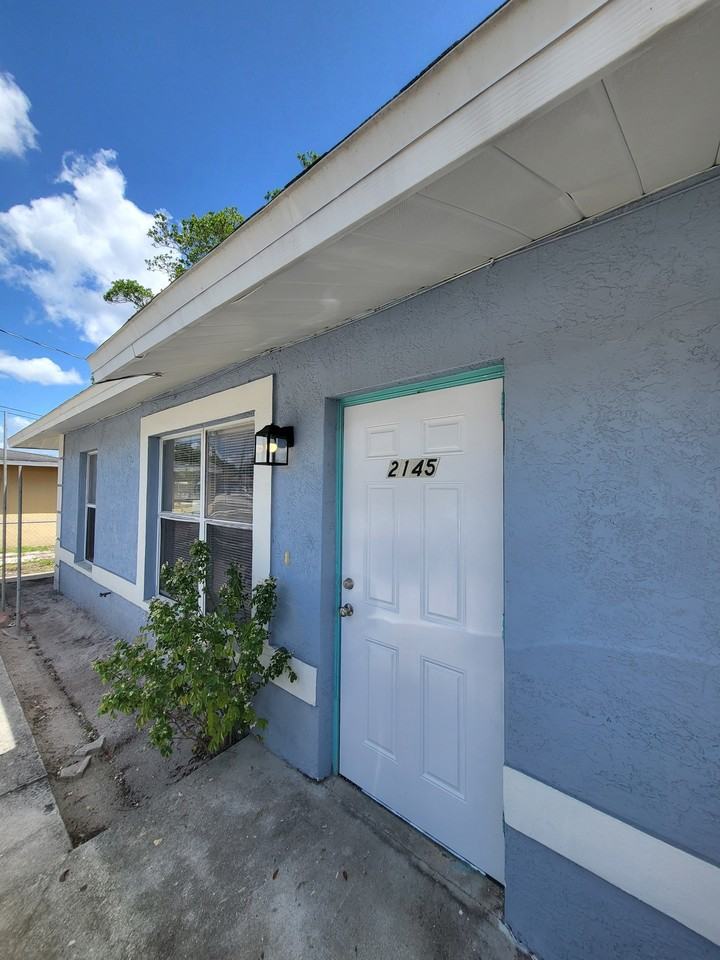 2145 Pauldo St #2145 - Photo 2 of 18