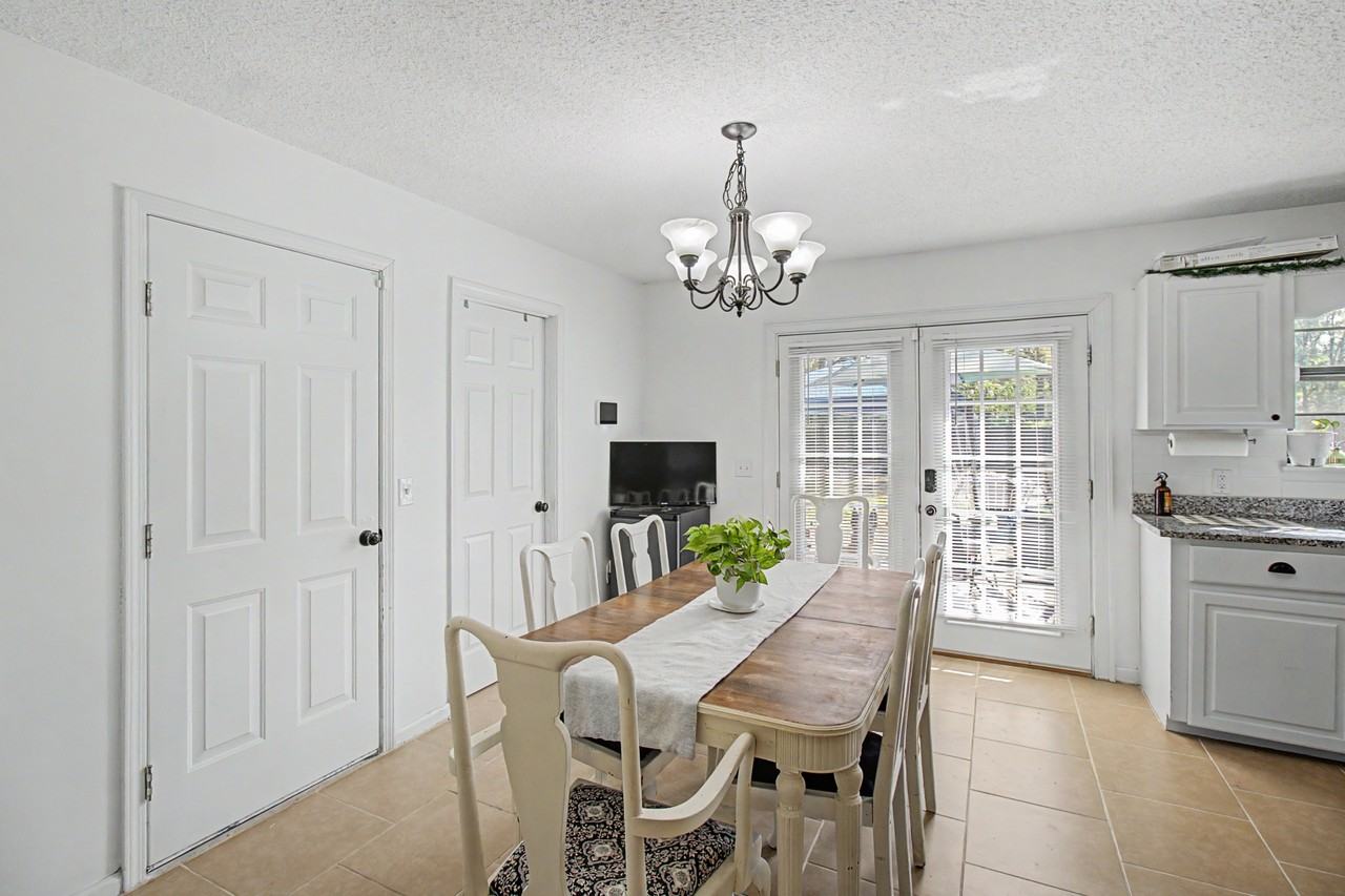 219 Kevin Rd #1 - Photo 5 of 22