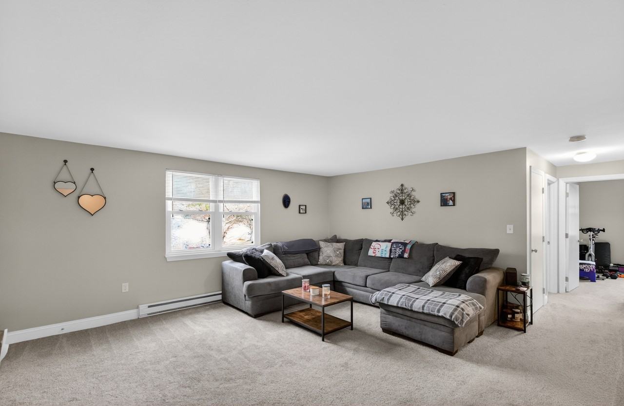 17 Anderson AvenueUnit F #6 - Photo 2 of 19