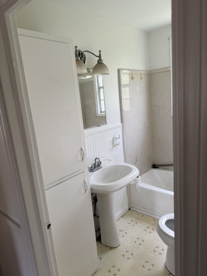 5046 Bearden Rd #1 - Photo 5 of 11