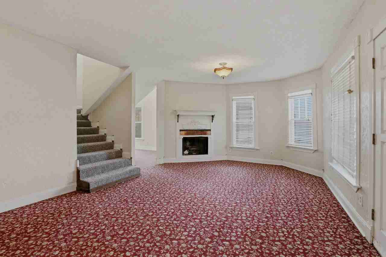 609 E Harrison Ave #1 - Photo 5 of 25