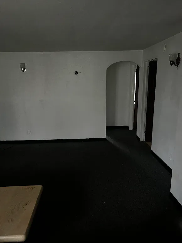 110 Walnut St #4 - Photo 5 of 6