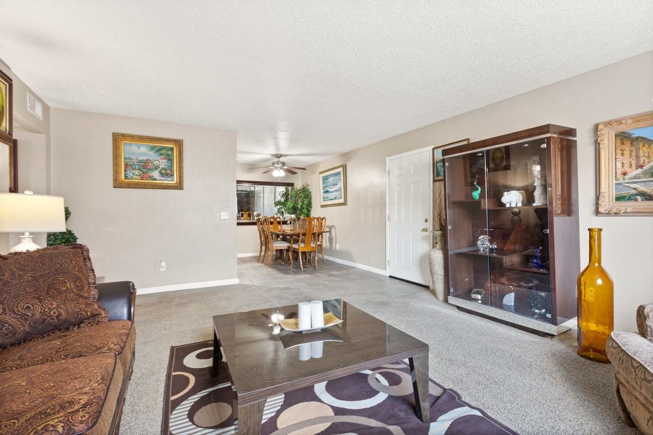 Remington Apartments - Photo 2 of 25