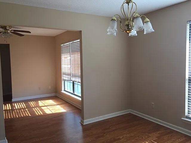 1646 Latham Ct #1 - Photo 5 of 9