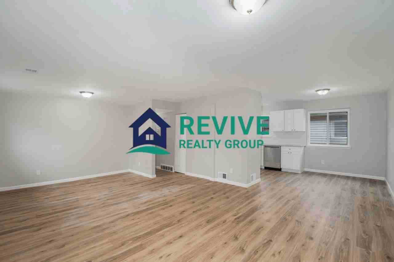 27275 Barbara Ct #1 - Photo 6 of 15