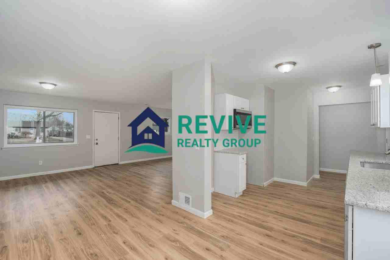 27275 Barbara Ct #1 - Photo 7 of 15