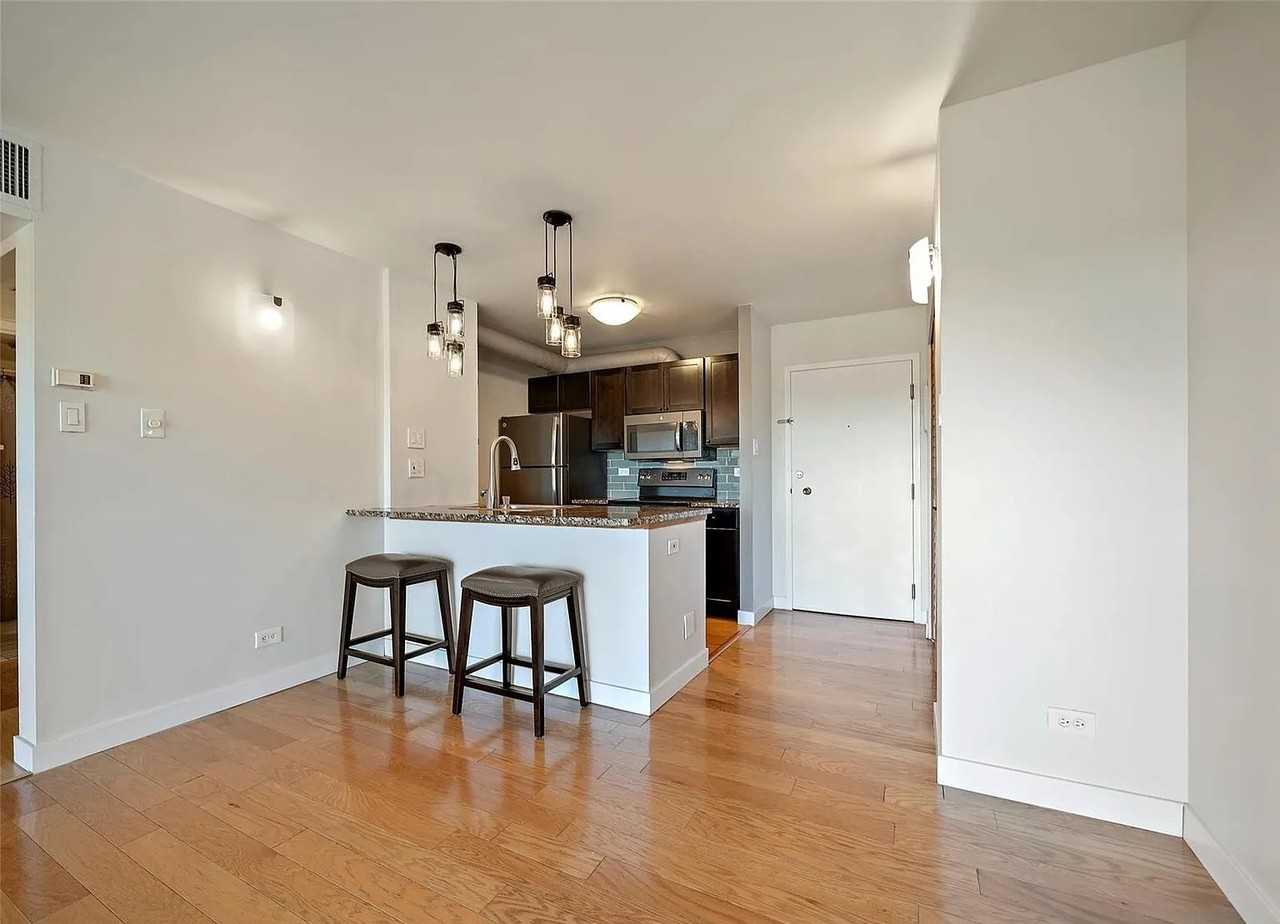 400 S Lafayette St #701 - Photo 4 of 27