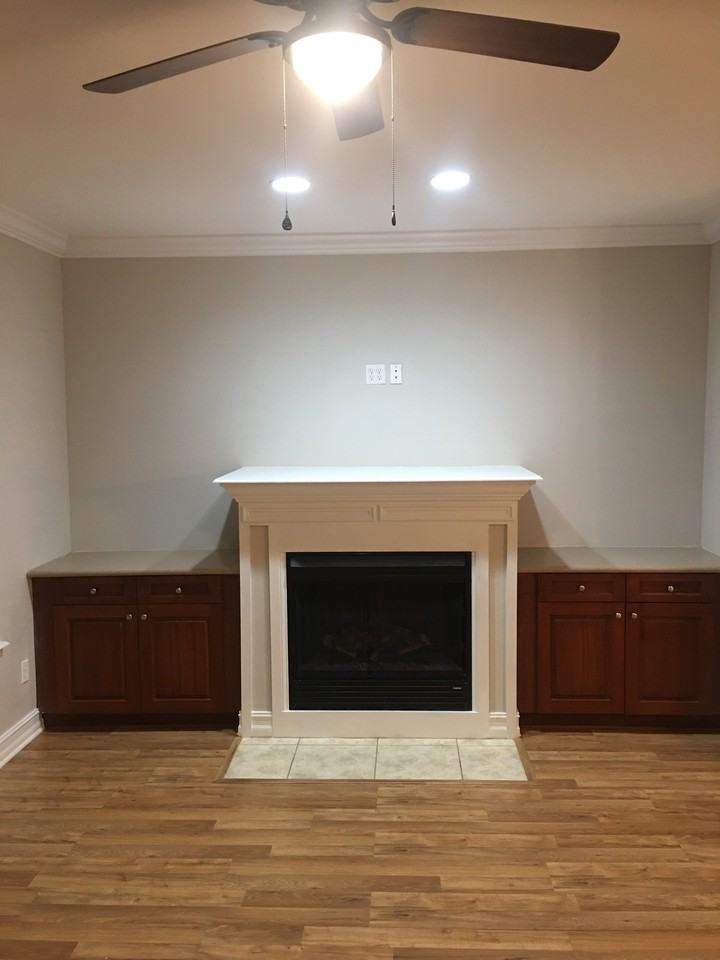 1585 Crescent Hill Dr #1 - Photo 4 of 28