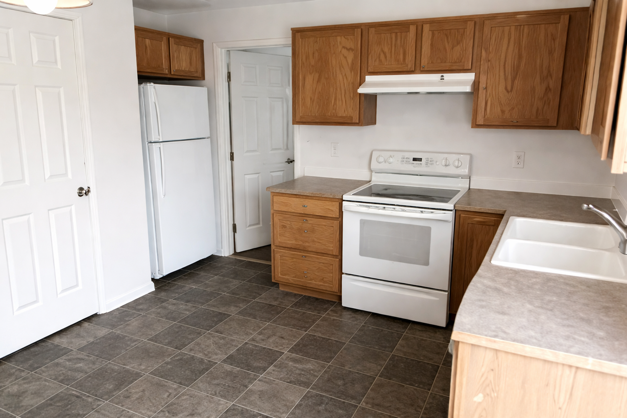 1196 Se Freedom Cir #1196 - Photo 3 of 6