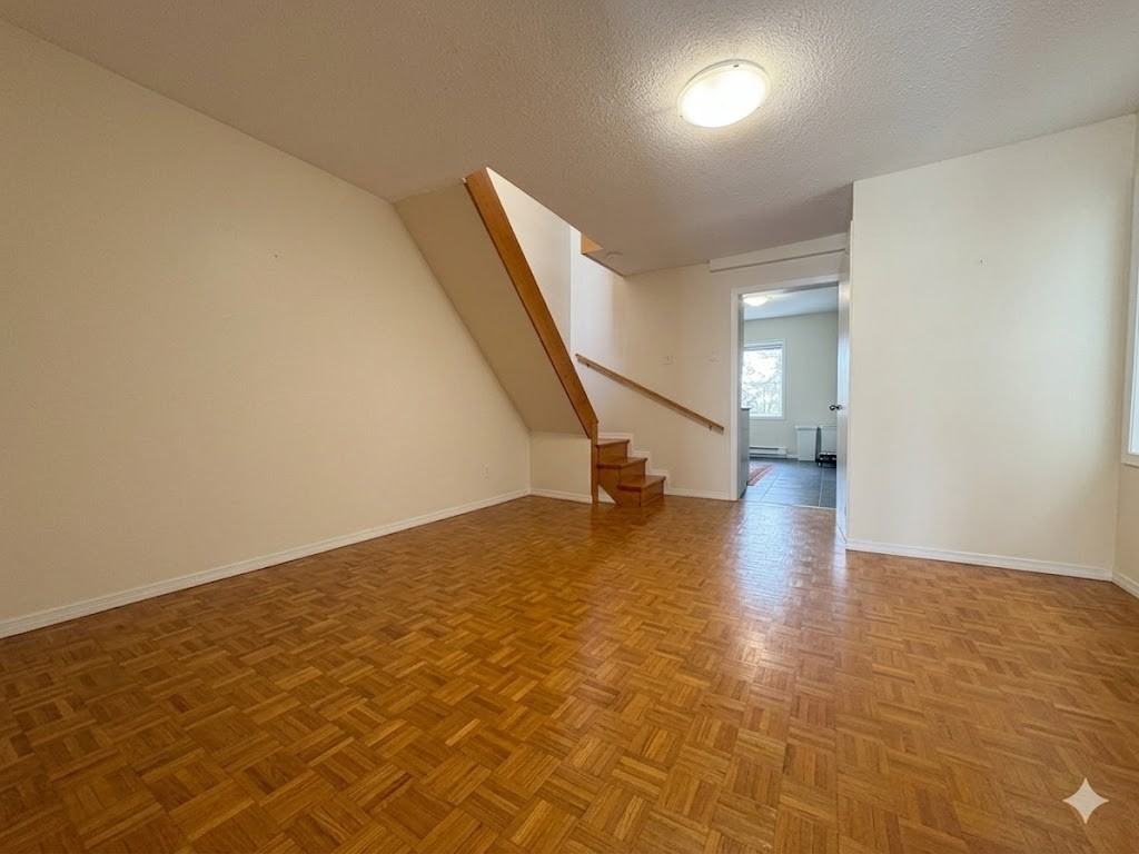 57 Adeline St #57ADELINE - Photo 6 of 19