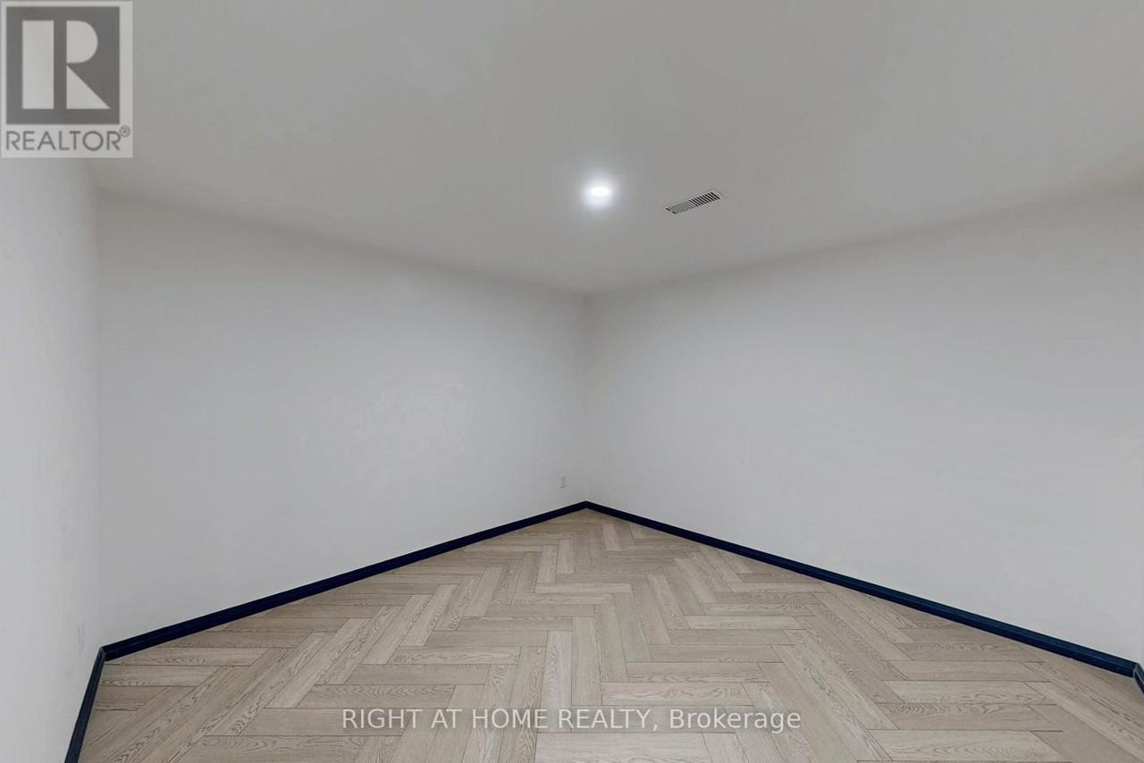 1326 Victoria Park Ave - Photo 3 of 11