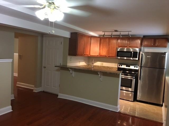 3220 Wisc Properties - Photo 4 of 23