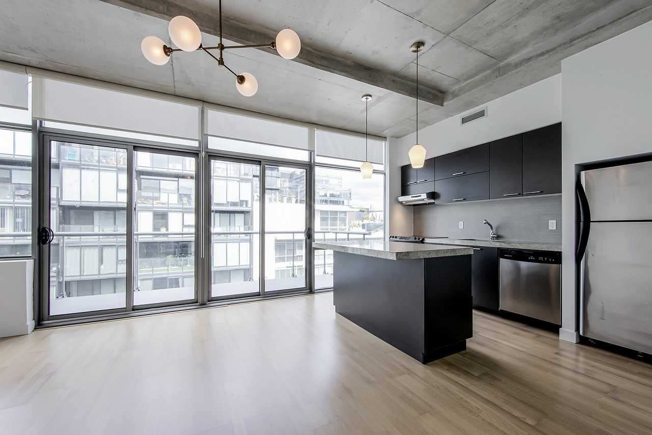 55 Condo Tower #PH18 - Photo 5 of 43