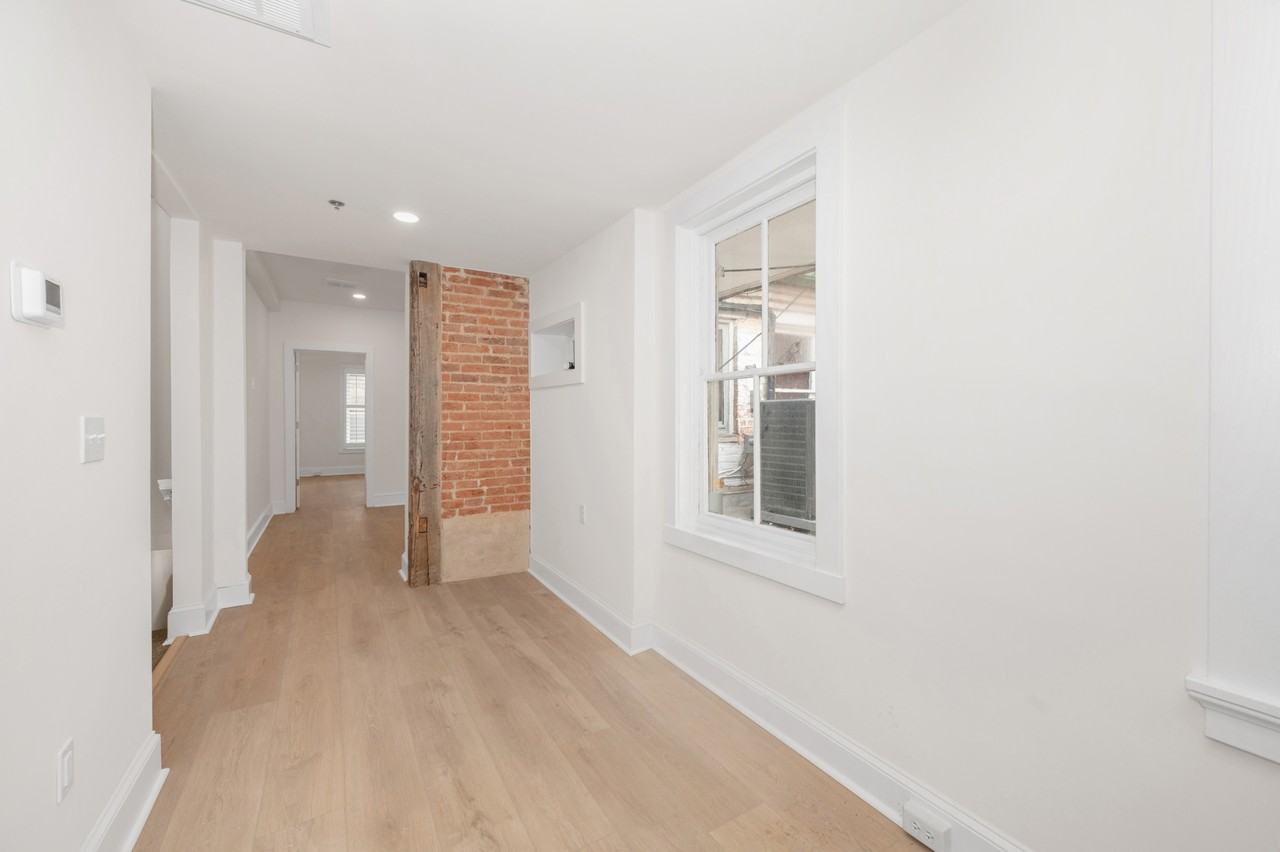 112 N Market St #0 - Photo 3 of 16