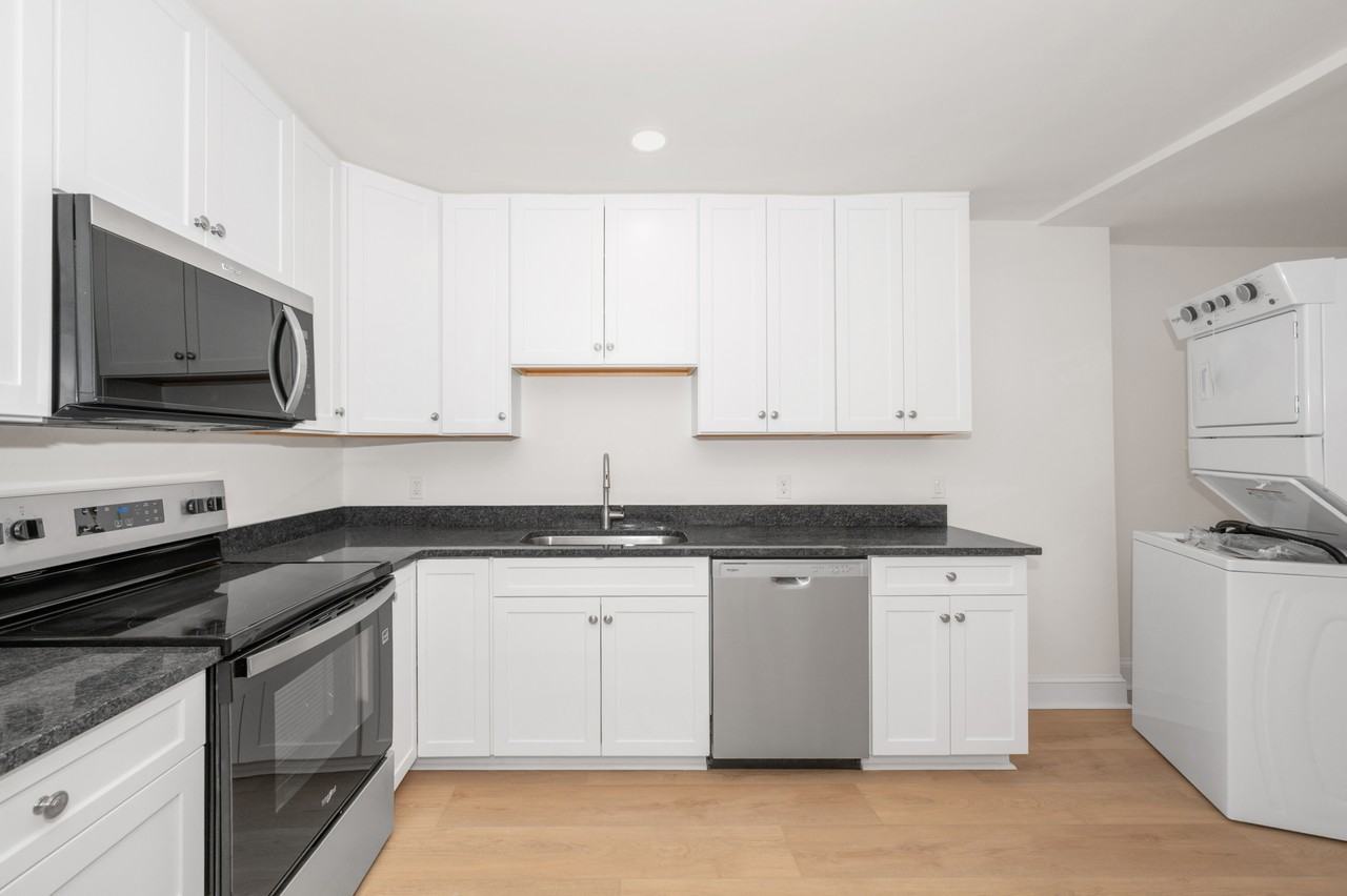 112 N Market St #0 - Photo 4 of 16